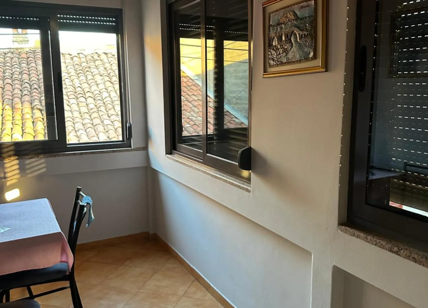 Emys Place Shkodra 0*,
